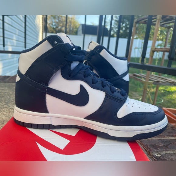 Women’s Nike Dunk High Championship Navy - Picture 6 of 12